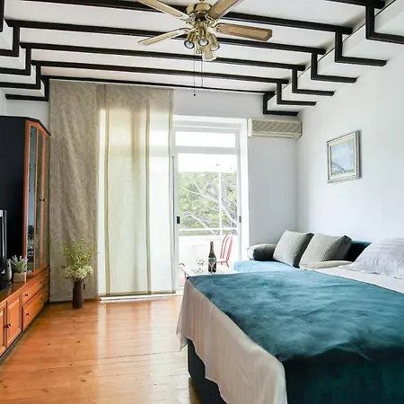 Апартаменти Apartment Beach Makarska