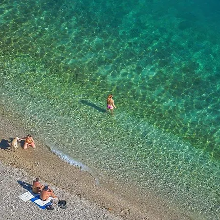 Apartment Beach Makarska * Makarska