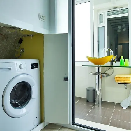 Apartment Beach Makarska * מאקרסקה